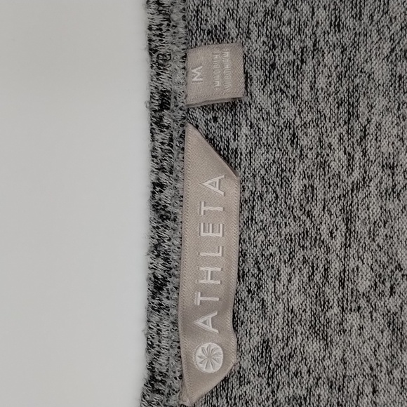 Athleta medium gray slub fleck long sleeve thumb holes athletic top - Picture 6 of 9